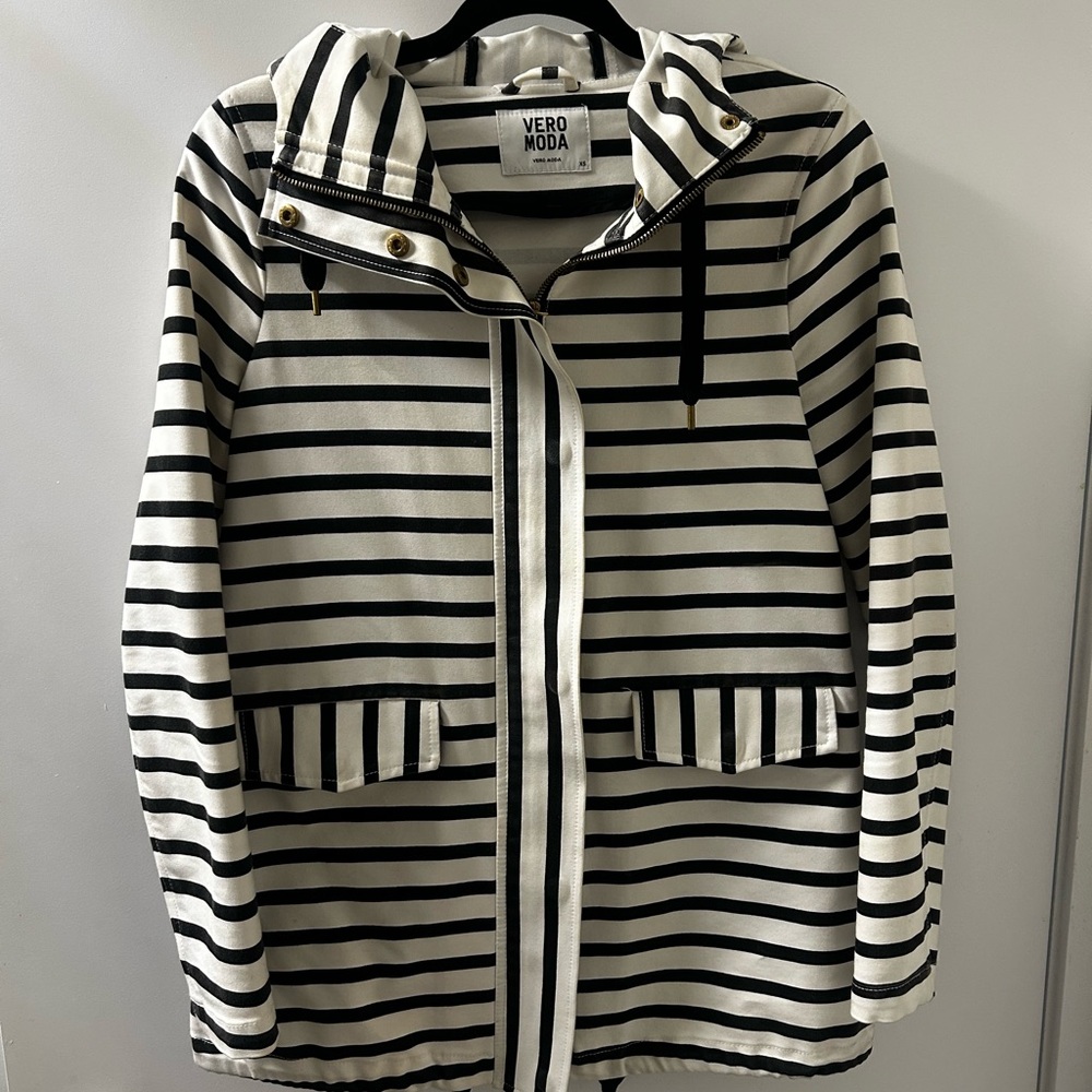 Vero Moda Monochrome Striped Hooded Jacket